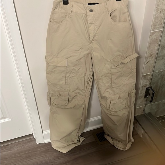 Forever 21 Pants - Womens wide leg cargo pants Forever 21 brand size large